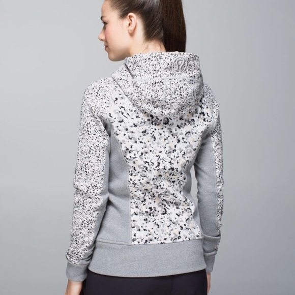 Lululemon Scuba Hoodie II - Picture 7 of 11